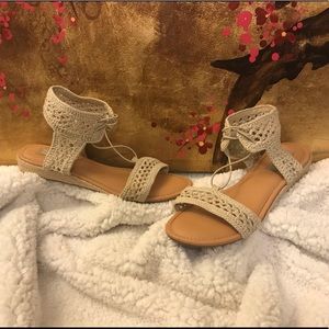 SUGAR crochet knit tan ankle strap sandals Size 9